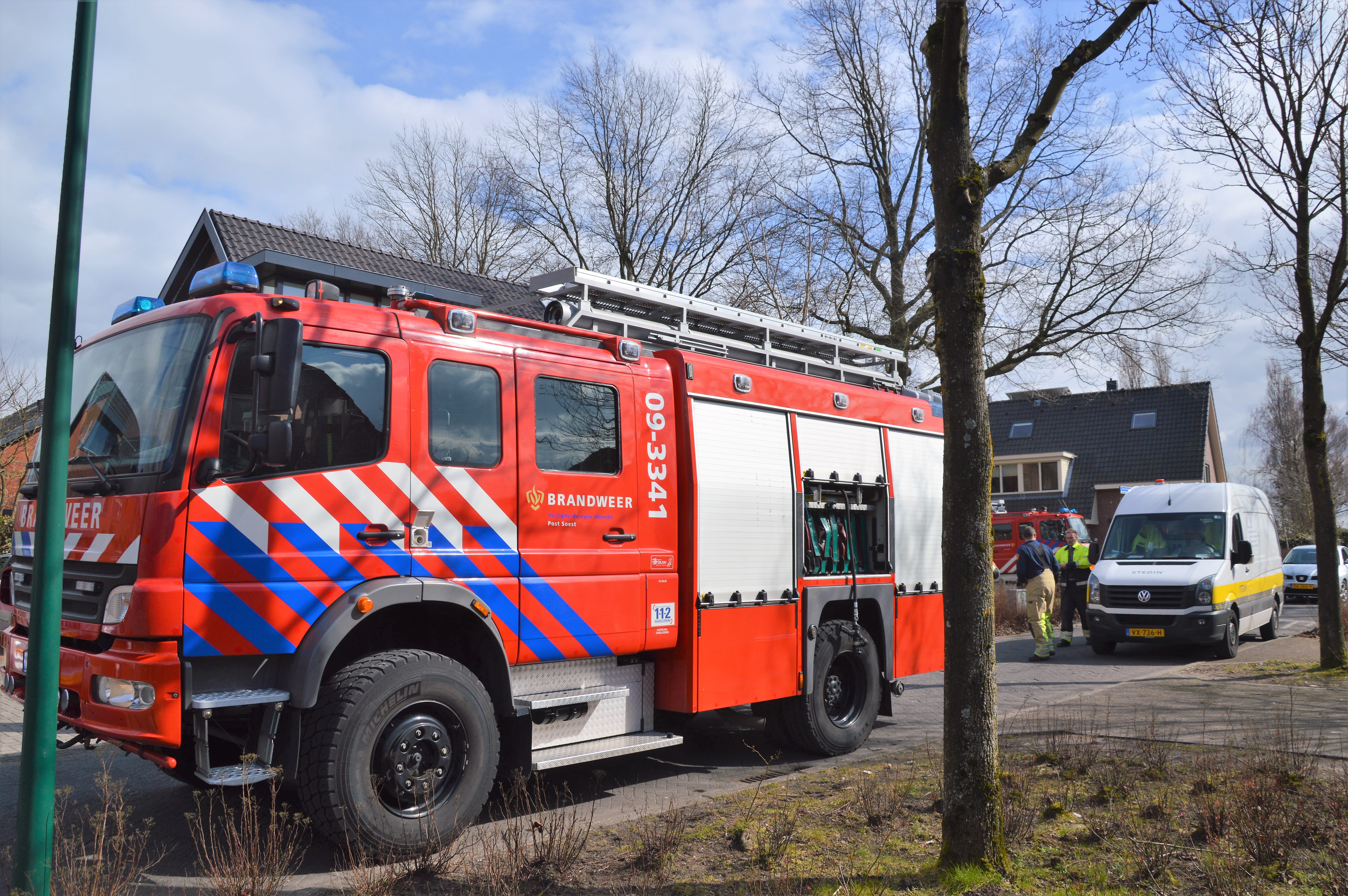 Brandweer spoort lek in gasleiding op