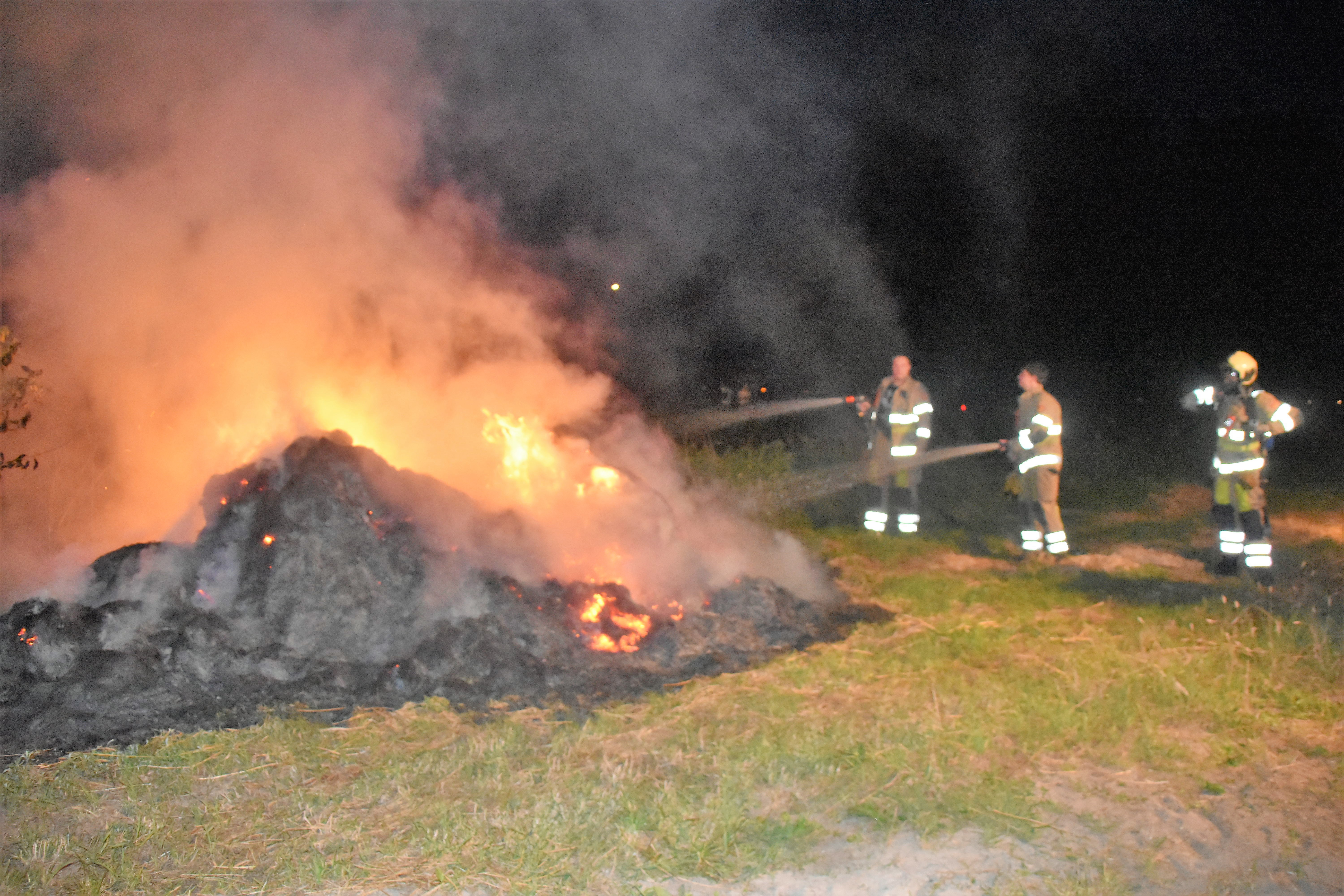 Brand in buitenopslag strobult