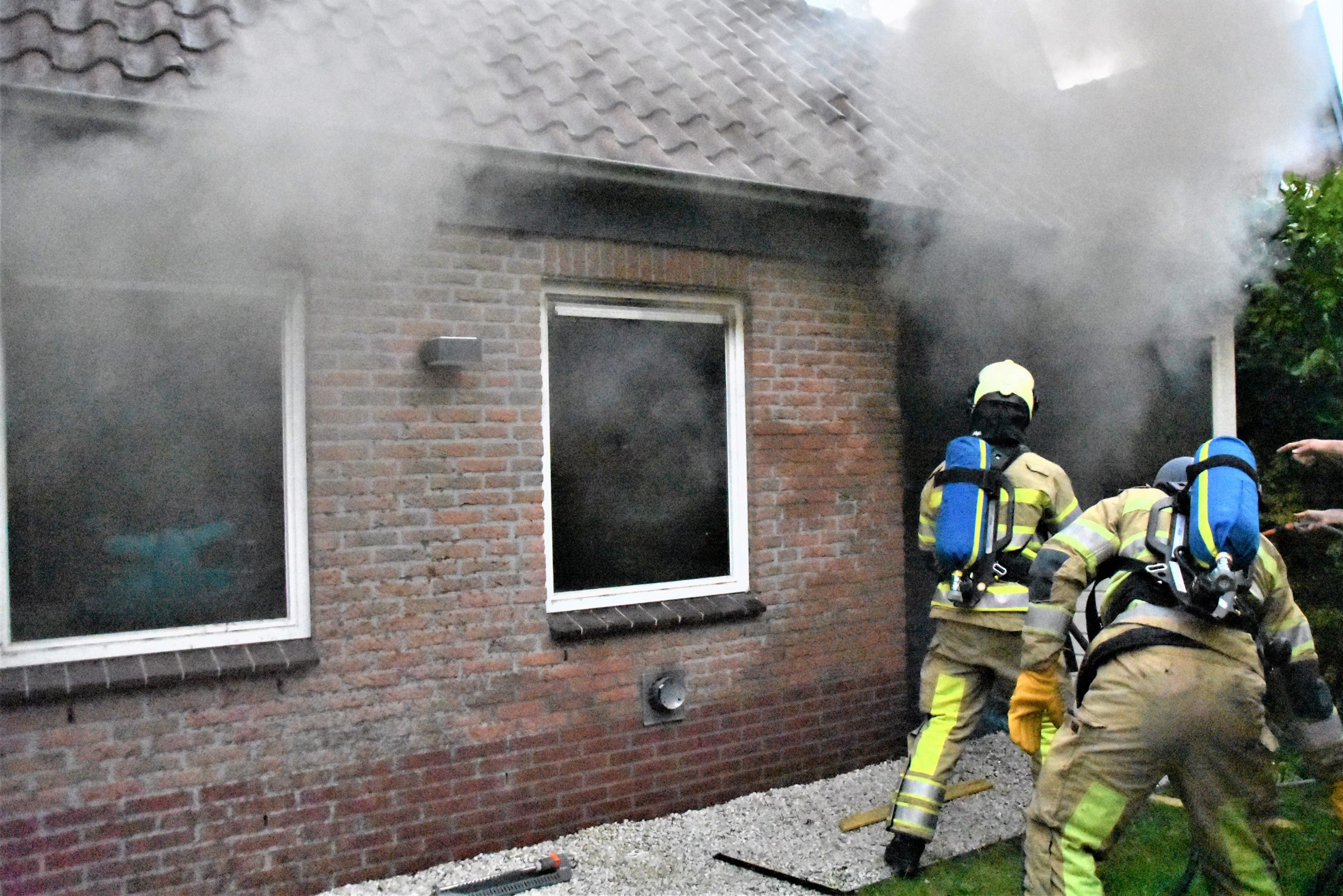 Veel schade door binnenbrand in schuur