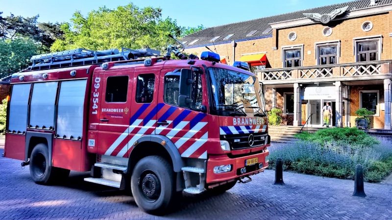 Weer defect melder in luchtvaartgebouw