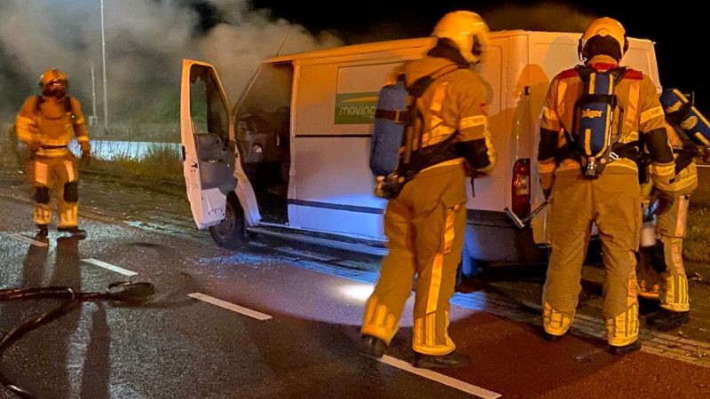 Schade aan werkbus door brandstichting
