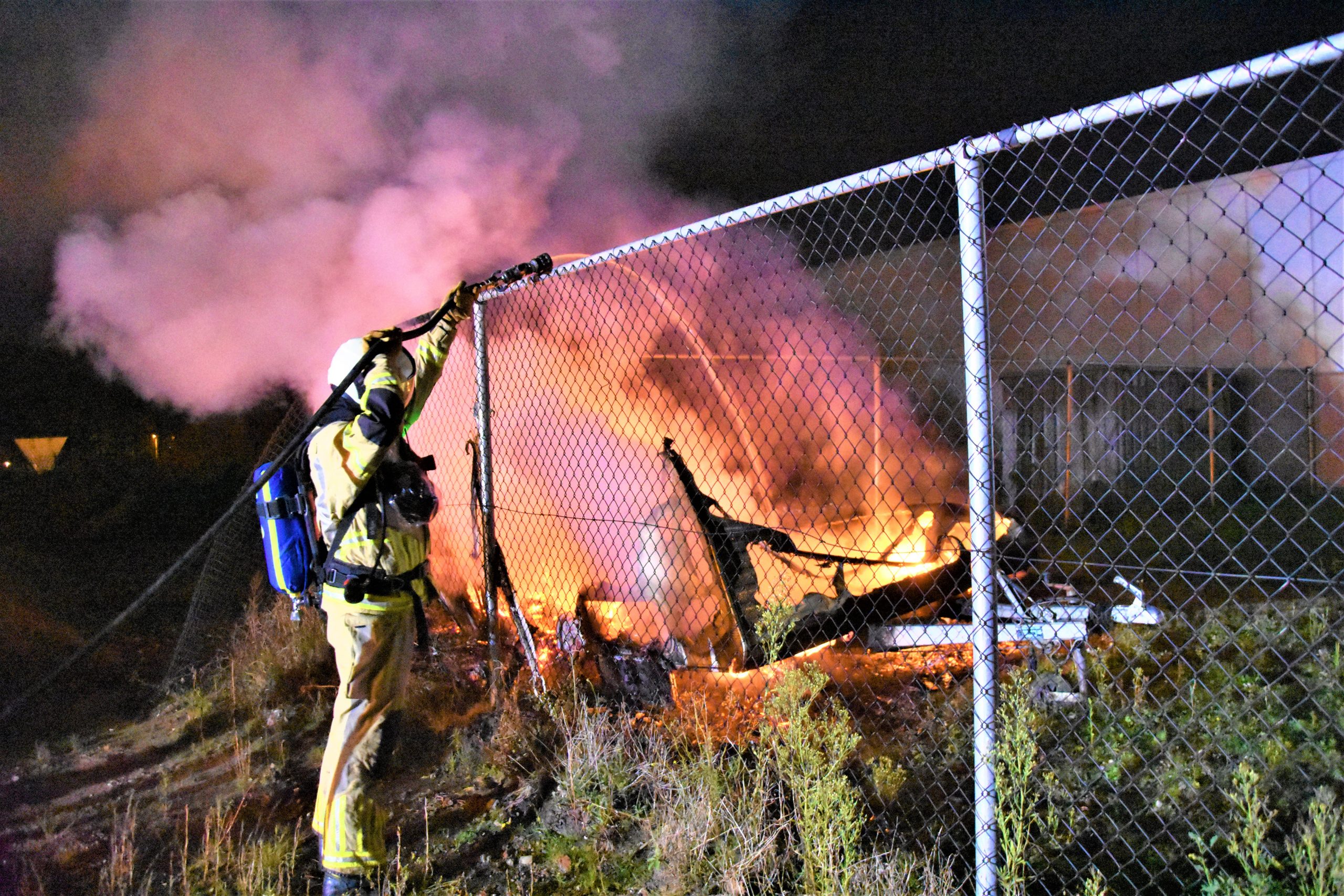 Caravan afgebrand op buitenstalling