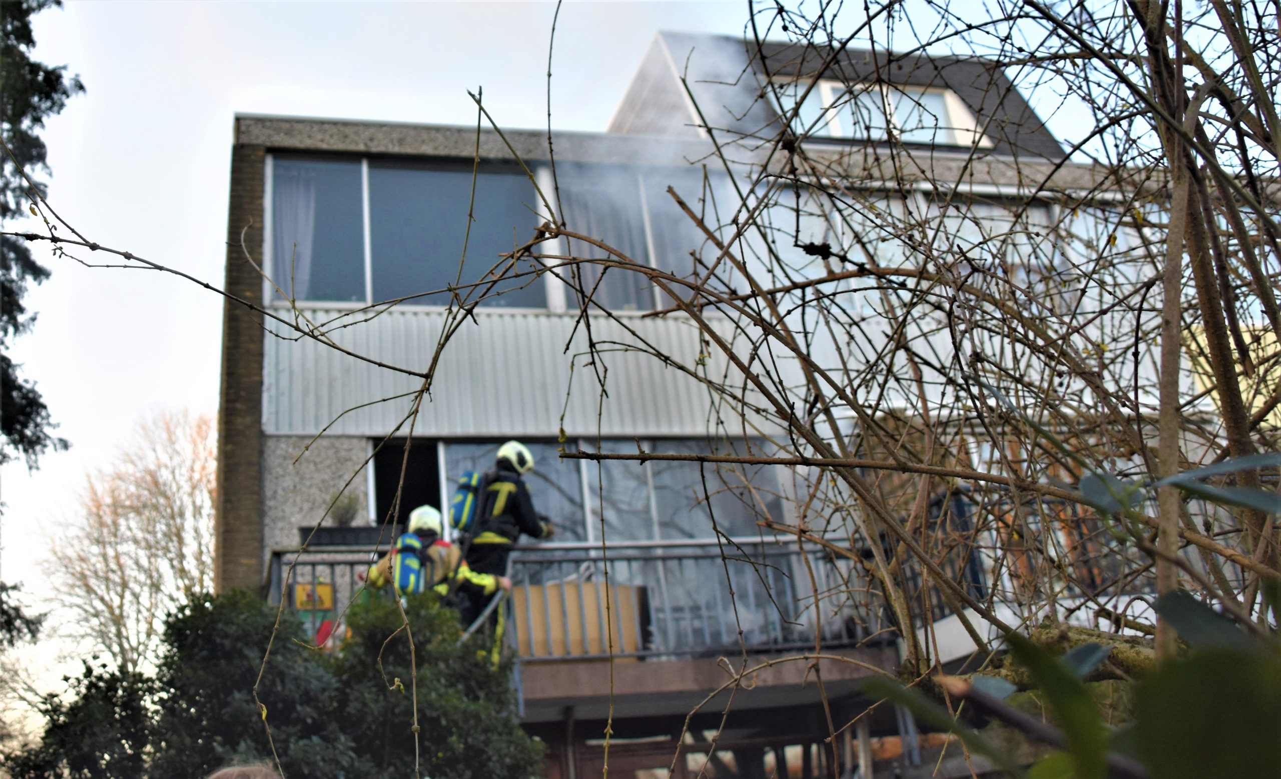Gewonde bij brand op balkon