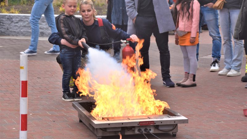 Brandweerdemonstraties hoogtepunt Koningsdagfeest