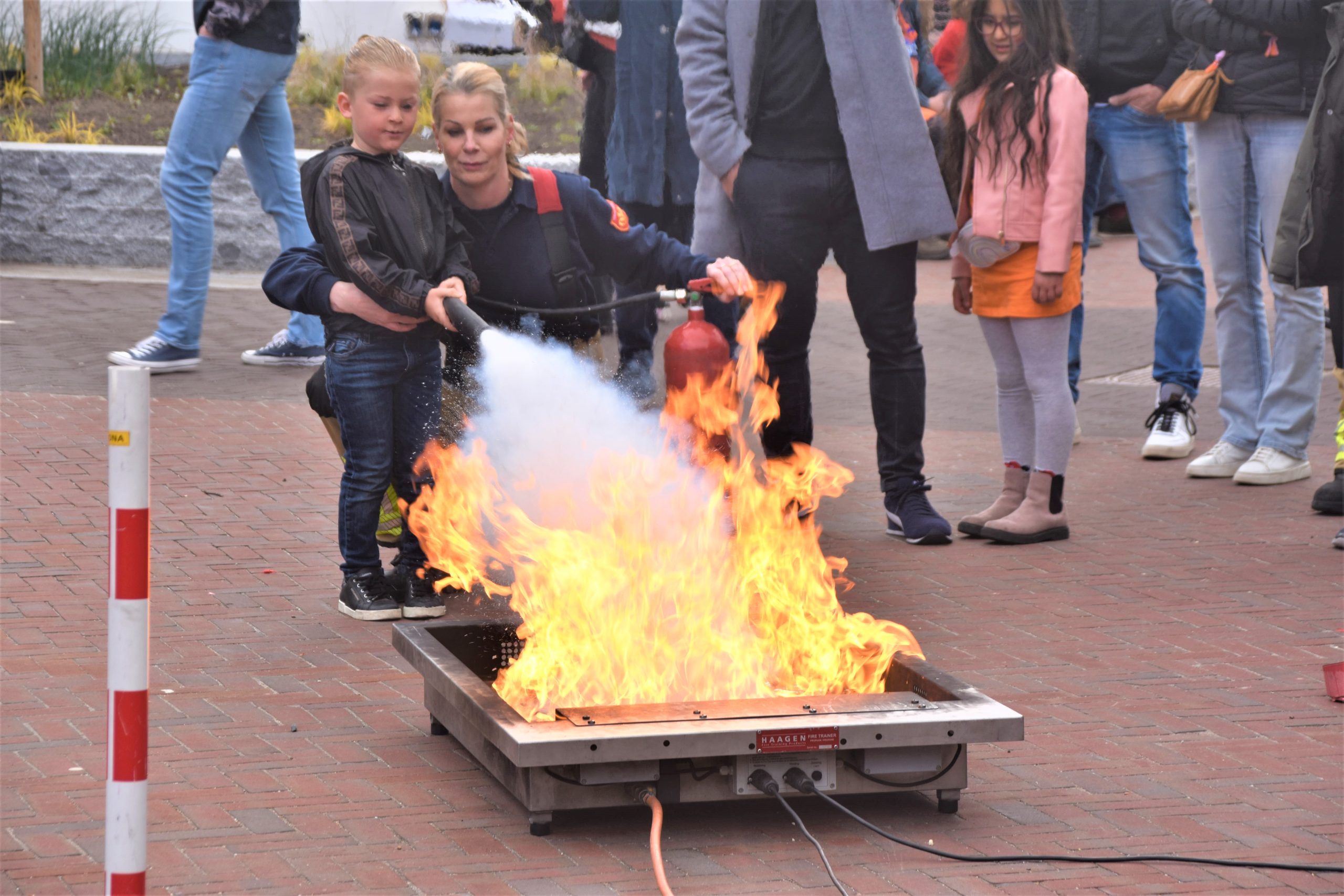 Brandweerdemonstraties hoogtepunt Koningsdagfeest