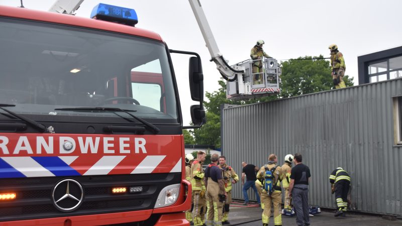 Brand door onkruid verbranden snel bedwongen