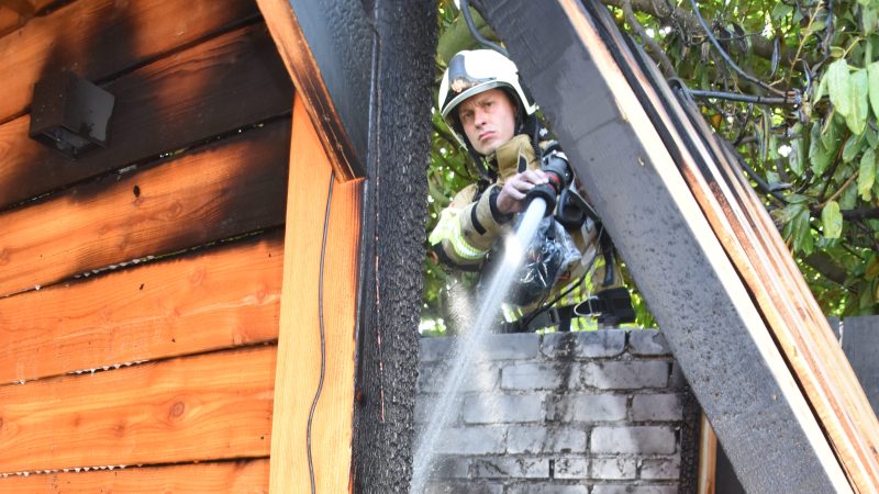 Brand in aanbouw overkapping
