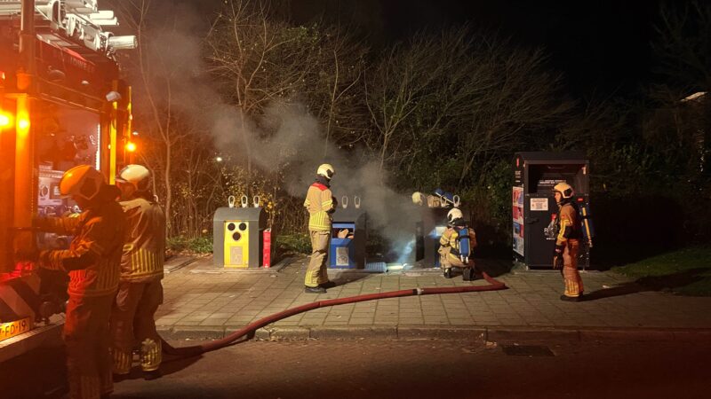 Inhoud papiercontainer in brand