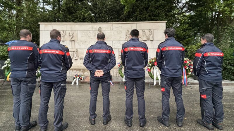 Ook brandweer herdenkt slachtoffers van oorlogen
